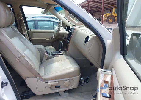 2010 Ford Explorer Eddie Bauer из США, поврежденный, VIN 1FMEU6EE4AUA06102